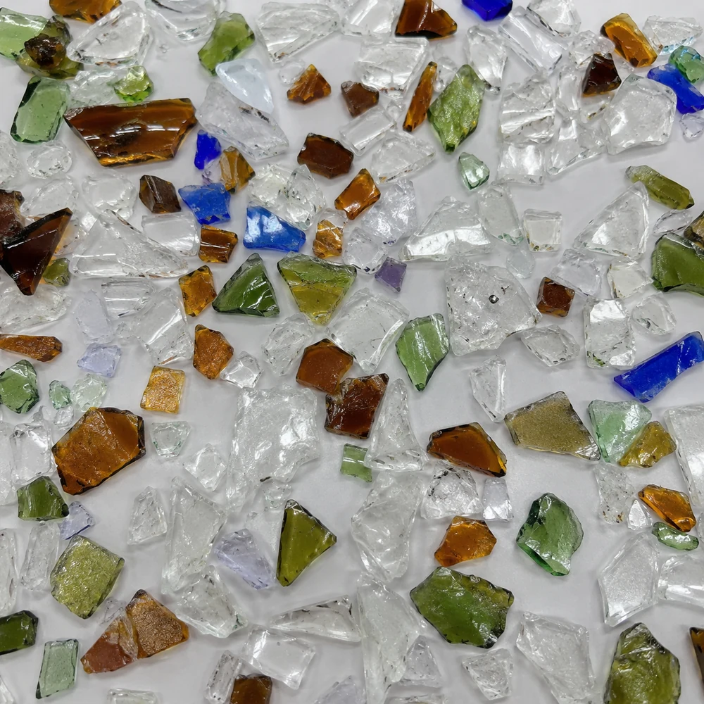 Casco de vidrio reciclado mixto preparado para clasificación óptica