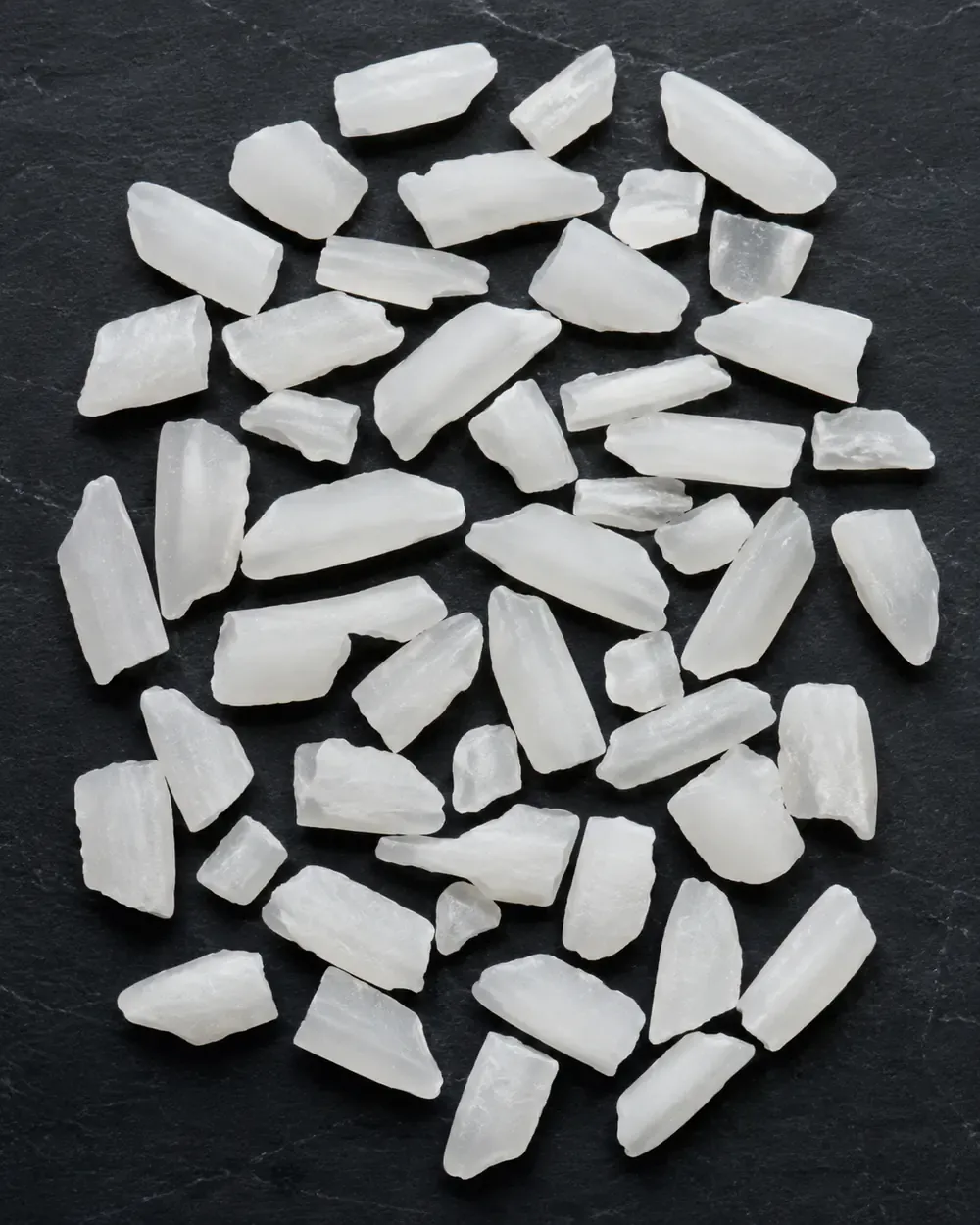 Large broken rice fractions used as an integrity rejection reference.